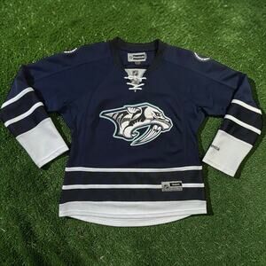Reebok Nashville Predators Navy Blue Alternate NHL Hockey Jersey Womens Medium